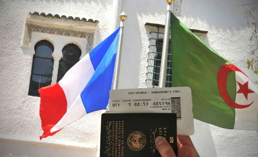 A propos des laissez passer consulaires français : Découvrez la grande décision des autorités algériennes Laissez-passer consulaire français avec drapeaux français et algérien.