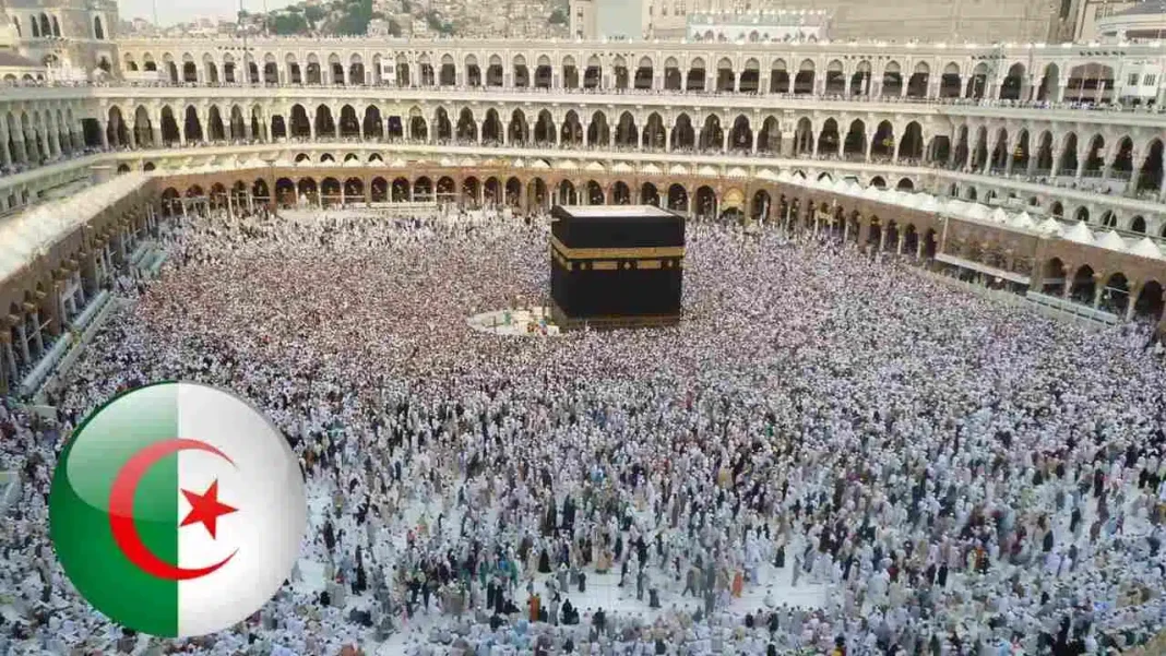 Hadj 2023 pour Algériens : voici le prix officiel, selon l’ONPO Pèlerins musulmans autour de la Kaaba lors du Hadj 2023 à La Mecque.