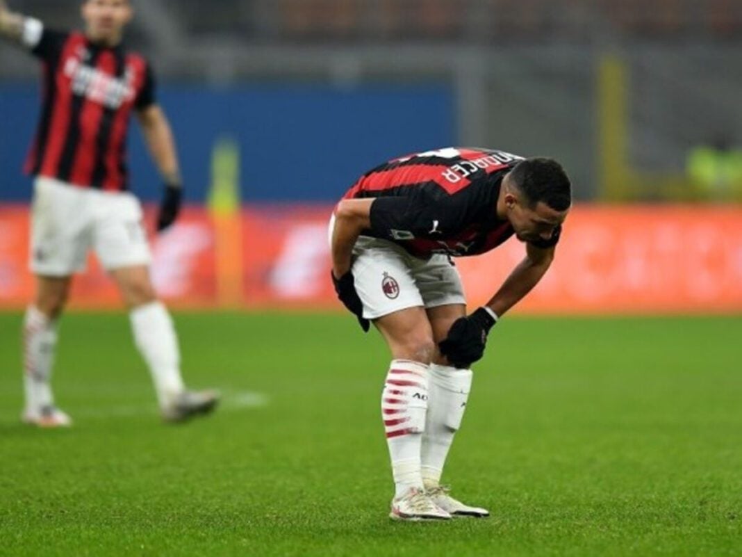 Ismaël Bennacer : Bonne nouvelle ! Un retour attendu à cette date Joueur de football blessé lors d'un match de Ligue des Champions.