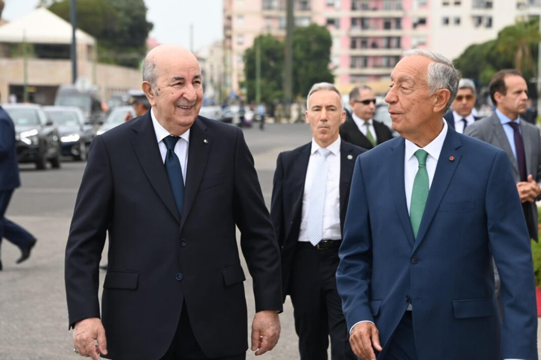 Abdelmadjid Tebboune hisse le président portugais au rang de… Deux dirigeants en discussion lors d'une rencontre officielle.