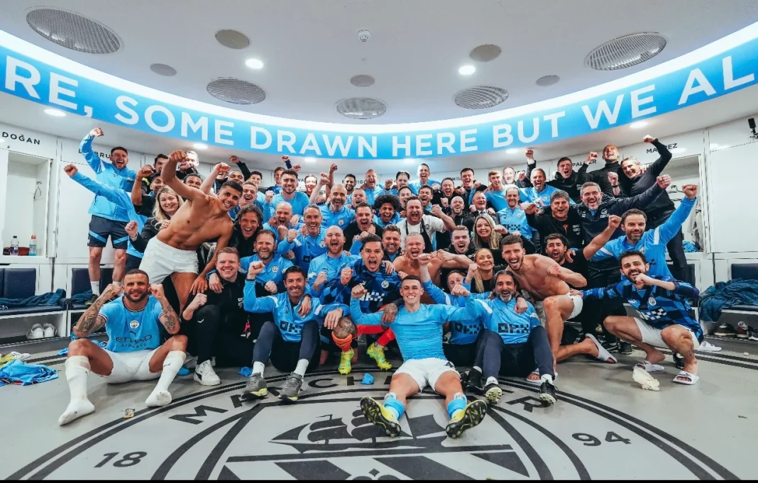Finale LDC : voici la jolie prime qui attend Mahrez et ses coéquipiers en cas de sacre L'équipe de football célèbre leur victoire en Ligue des Champions 2023.