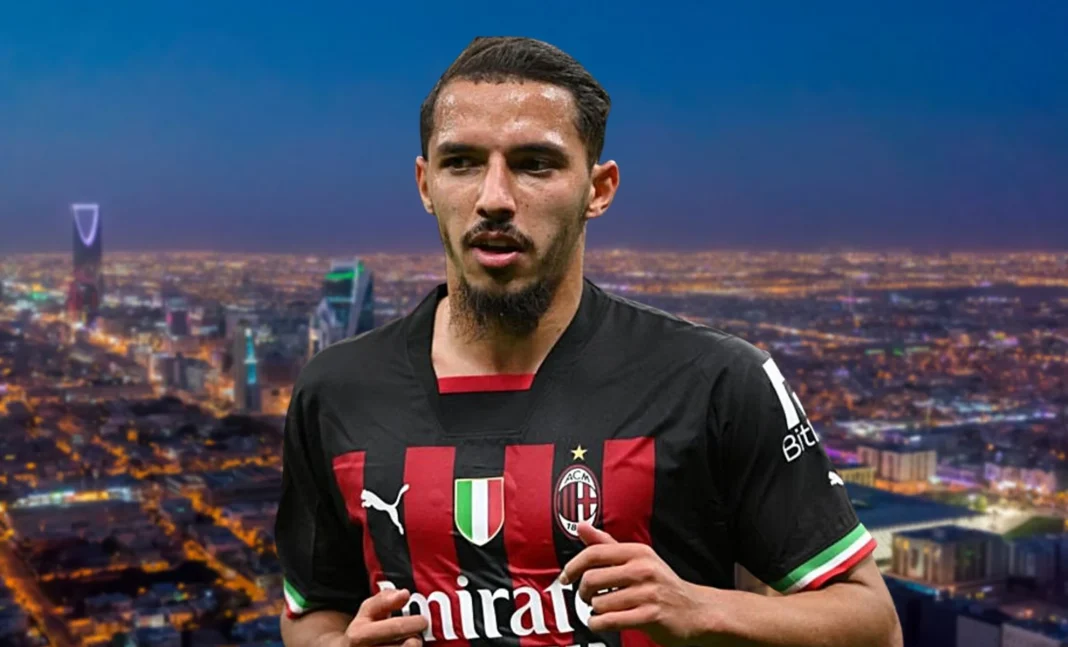Ismael Bennacer en action Ismael Bennacer portant le maillot de l'AC Milan.