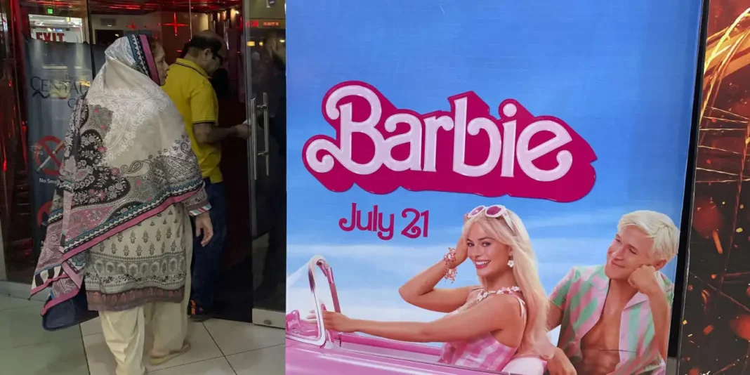 Affiche du film Barbie en juillet Affiche promotionnelle du film Barbie avec deux personnages principaux.