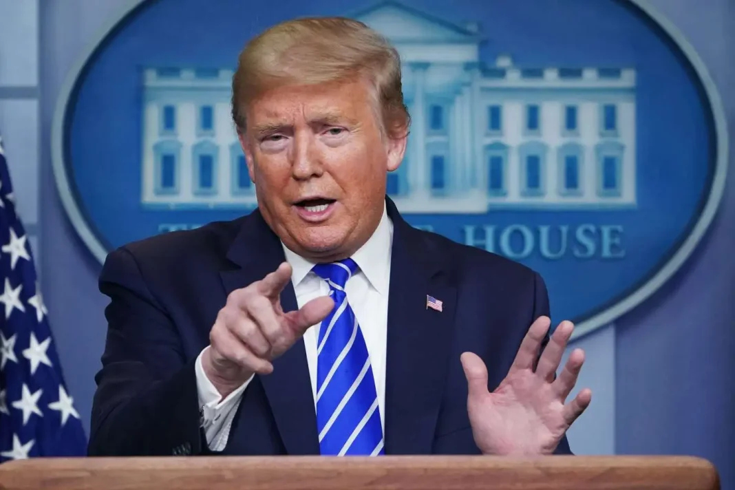 Donald Trump lors d'une conférence de presse Donald Trump parlant lors d'une conférence de presse à la Maison Blanche.