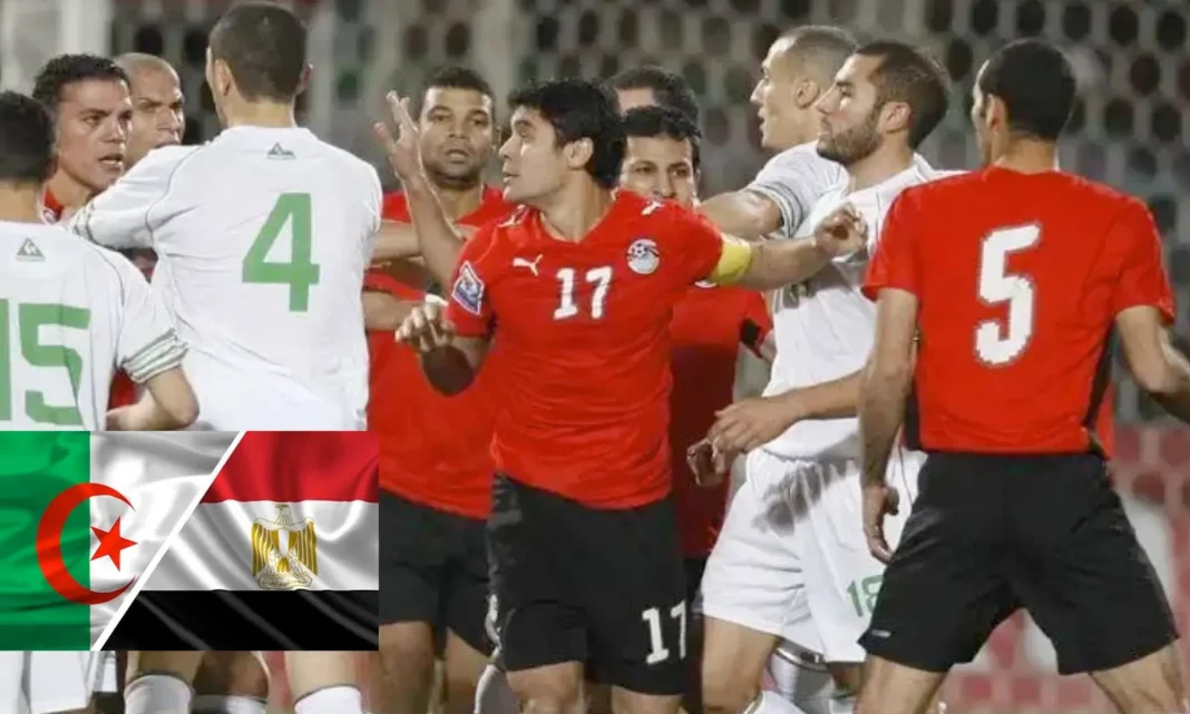 Algérie – Egypte : des doutes planent Joueurs d'Algérie et d'Égypte en confrontation sur le terrain.