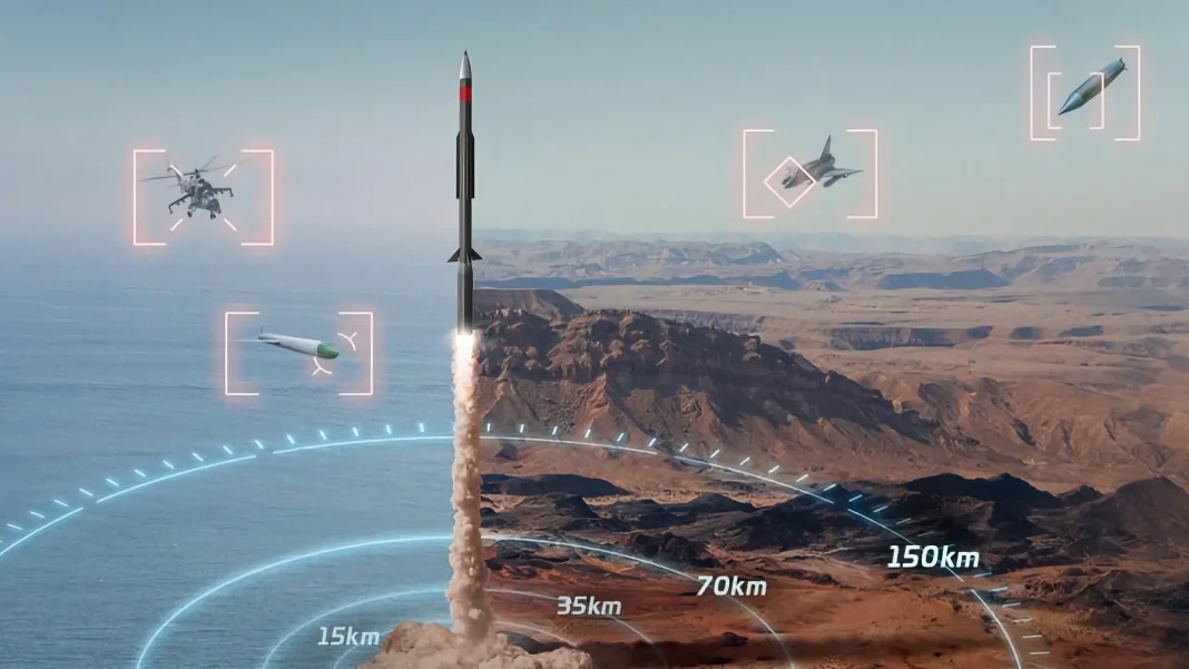 Barak MX : Israël livre les premiers système de défense antiaérienne et antimissile au Maroc Missile en lancement avec systèmes de détection et de ciblage.
