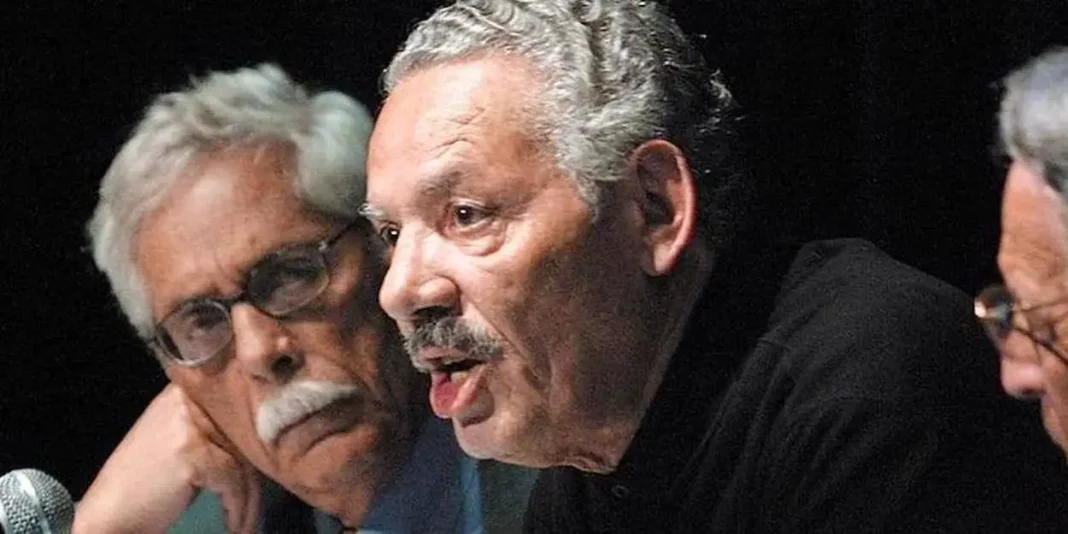 Le général Khaled Nezzar retourne à ses origines Le général Khaled Nezzar lors d'une allocution publique.