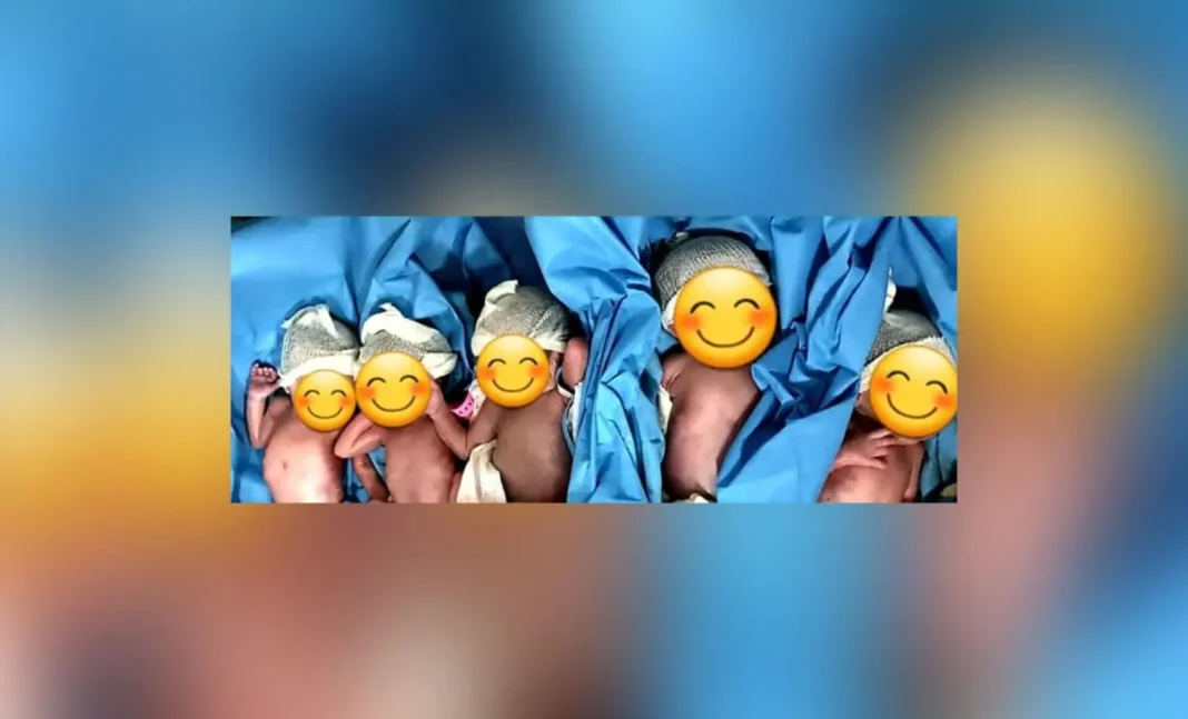 Rarissime! A Alger, une femme accouche de 5 enfants Naissance de sextuplés avec sourire, dans un environnement médical.