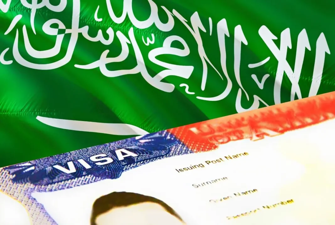 Avis aux pays maghrébins : L’Arabie saoudite vient de mettre en service le e-visa Visa électronique saoudien avec drapeau et carte d'identité.