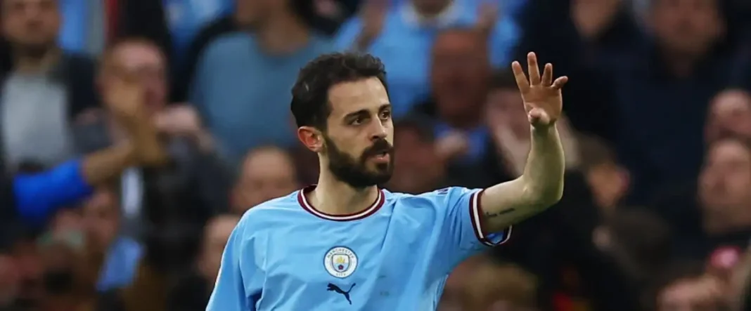 Bernado Silva ne rejoindra pas finalement le PSG à cause de ce Fennec Bernardo Silva en action sur le terrain avec le maillot de Manchester City.