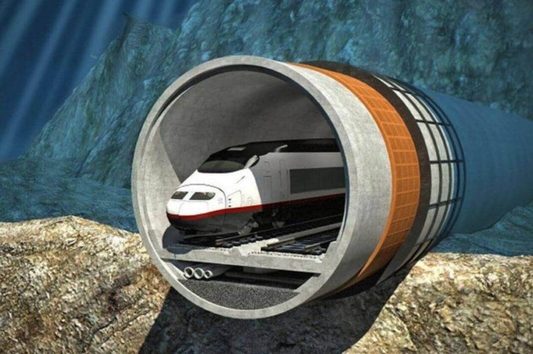 Tunnel sous-marin avec train à l'intérieur, projet futuriste.