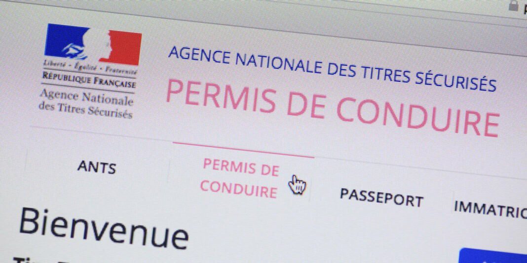 Page web du permis de conduire pour Algériens en France.