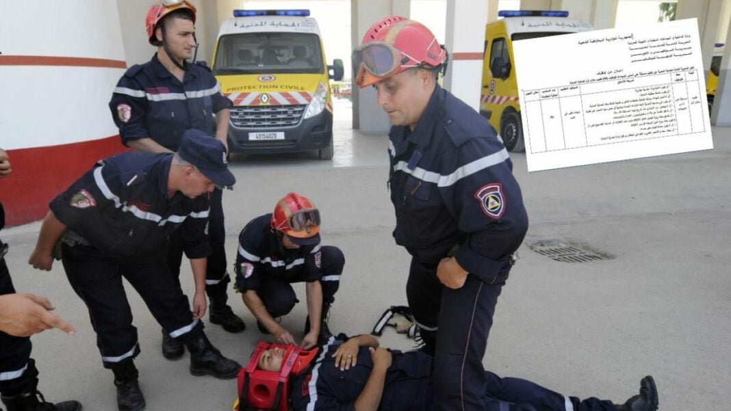 Recrutement massif en Algérie : La protection civile renforce ses effectifs avec plus de 5000 agents en 2024 Agents de la protection civile en formation avec un blessé simulé.