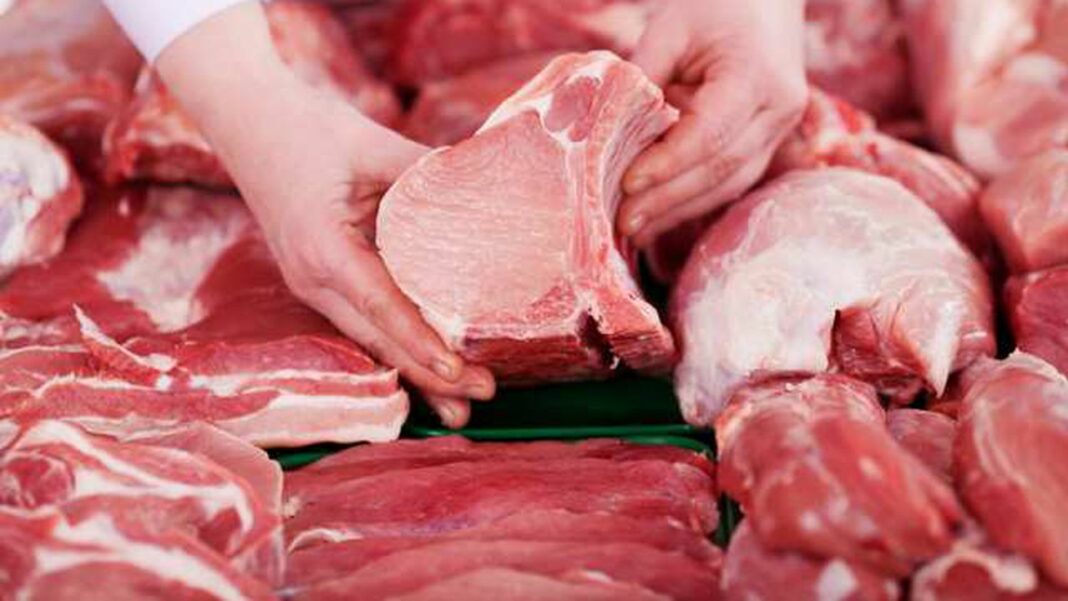 Ramadan 2024 : Viande rouge à 1200 DA/kg – Une festivité gastronomique anticipée Viande rouge fraîche, viande de bœuf et de mouton pour Ramadan 2024.