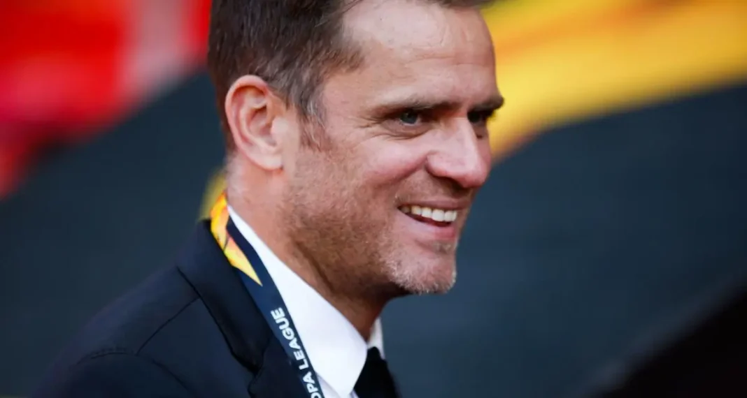A propos de l’avenir de Kylian Mbappe, Rothen lâche cet indice de taille Rothen souriant lors d'une interview sportive.