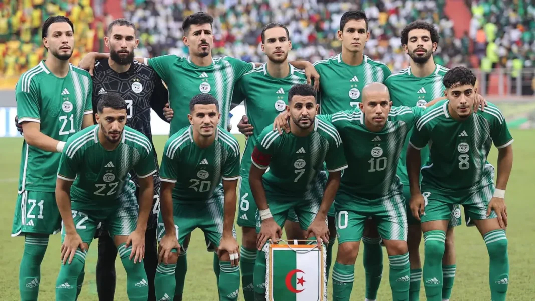 CAN 2023 : Les verts prêts à briller sous les projecteurs africains, découvrez leurs ambitions ! Les joueurs marocains de football lors d'un match de la CAN 2023.