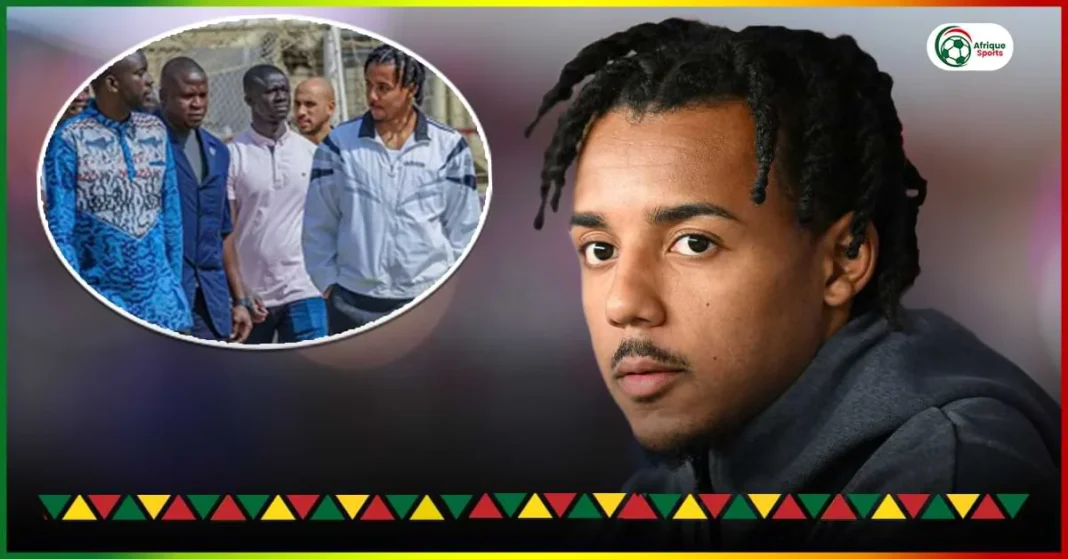 CAN 2023 : « Étant donné qu’il n’y a pas le Bénin , elle (CAN) ira au Sénégal », Jules Koundé Jules Koundé lors d'une rencontre avec des officiels sportifs.