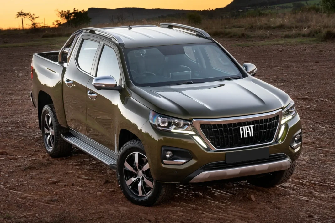 Fiat Algérie : Le pick-up Fiat Titano déjà sur le territoire national Pick-up Fiat Titano sur terrain rural en Algérie.