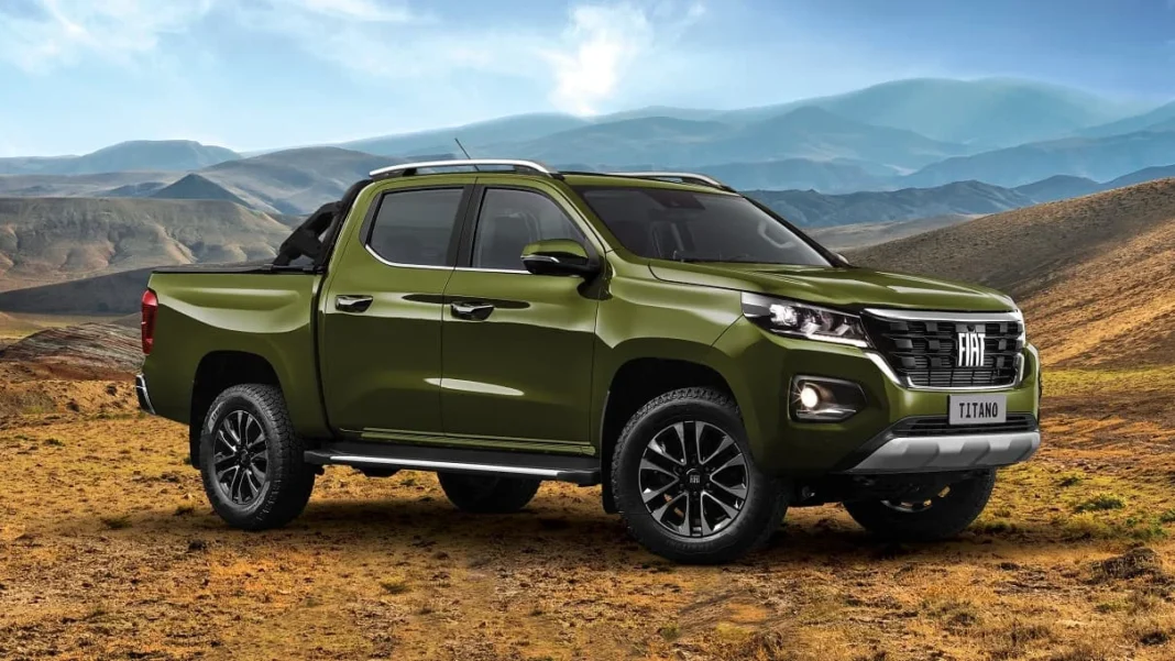 Automobile en Algérie : Fiat lance la commercialisation d’un nouveau modèle ce jeudi Nouveau Fiat Titano vert en paysage désertique algérien.