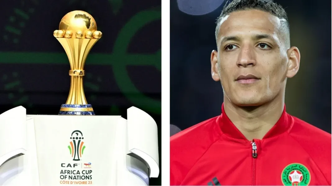 CAN 2023 : « Ils (Maroc) ont de grandes chances de gagner », Yacine Bammou Yacine Bammou, joueur marocain, à côté de la coupe de la CAN 2023.