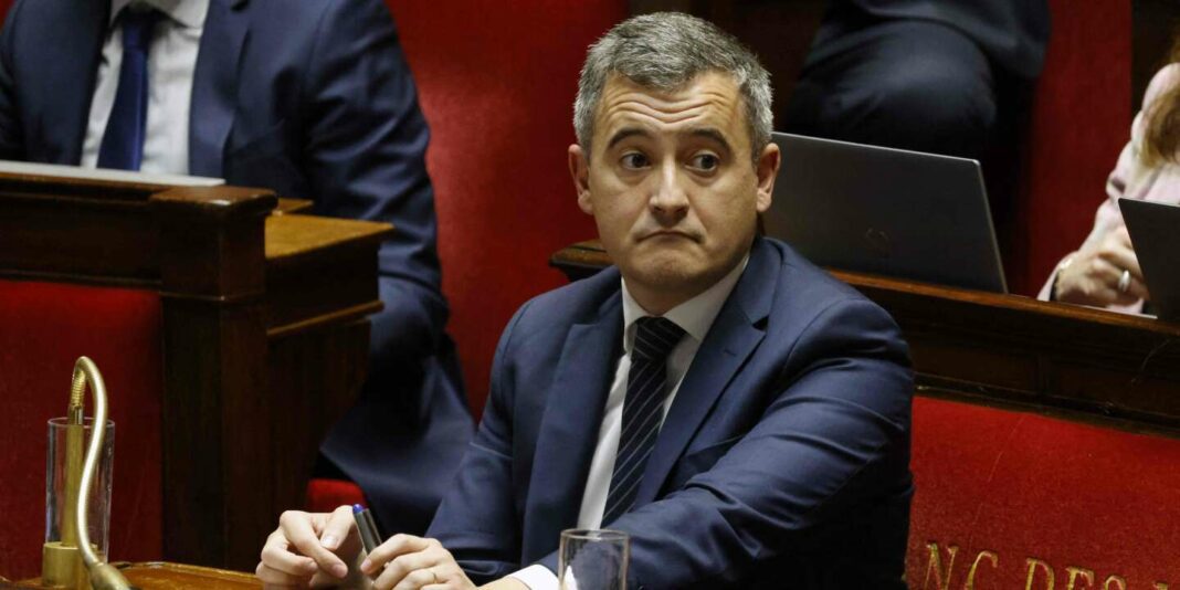 Échec cinglant à l’Assemblée : Rejet sans débat de la nouvelle loi d’immigration en France Député en séance à l'Assemblée nationale française.