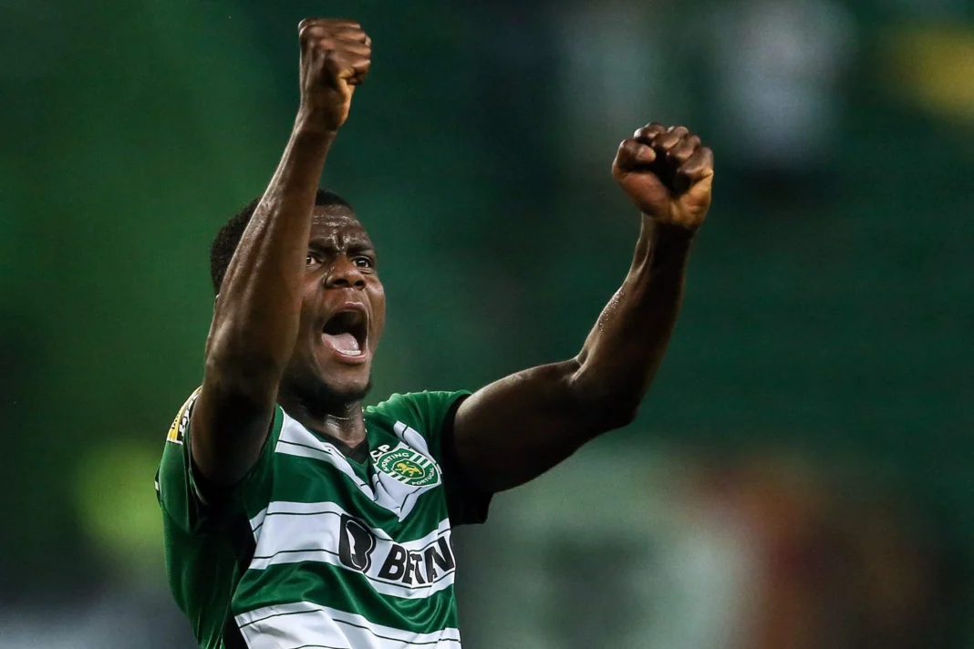 Golden Boy 2023 : un seul Africain a été distingué ! Joueur de football célébrant une victoire lors d'un match.