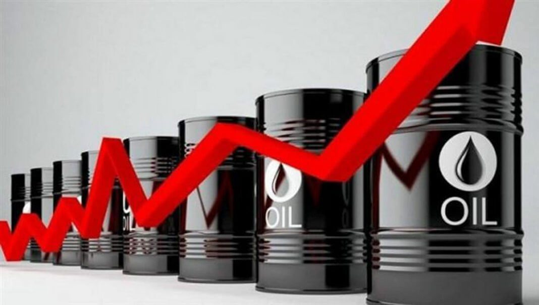Hausse des prix du pétrole au Moyen-Orient Barils de pétrole avec flèche rouge indiquant une hausse.