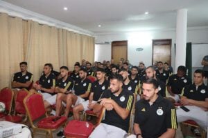 CAN 2023 remise de plaque a Mahrez2