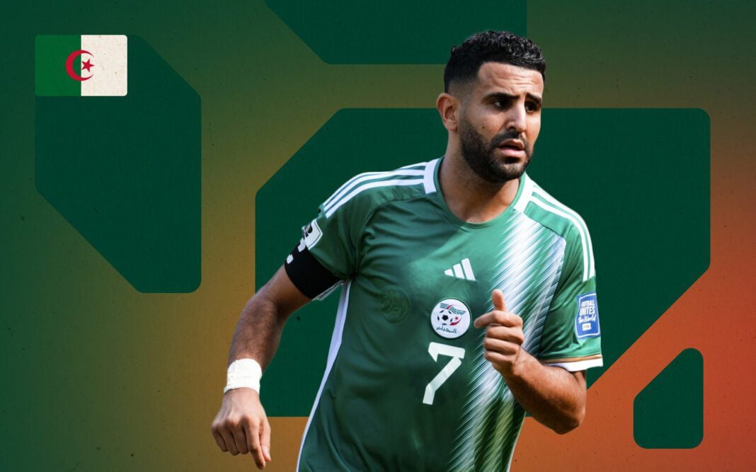 Surprise chez les fennecs : Le nouveau patron n’est pas Riyad Mahrez ! Footballeur algérien en action lors de la CAN 2024.