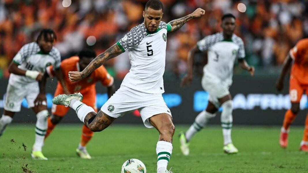 CAN 2024 : Défaite du pays hôte face au Nigeria, la Côte d’Ivoire en danger ! Joueur ivoirien en action lors du match contre le Nigeria.