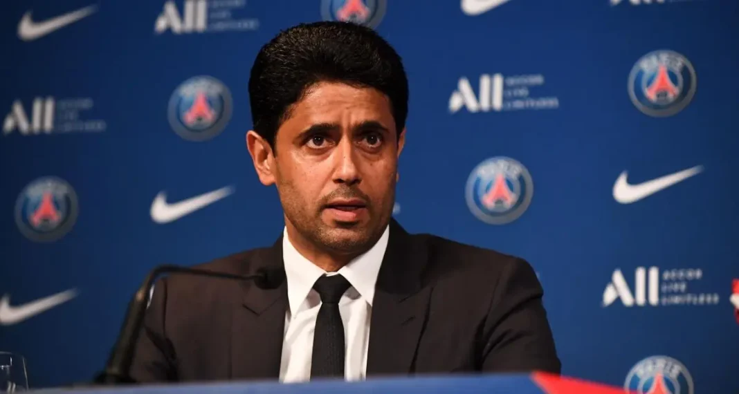 Nasser Al-Khelaifi lors d'une conférence Nasser Al-Khelaifi en conférence de presse à Paris.