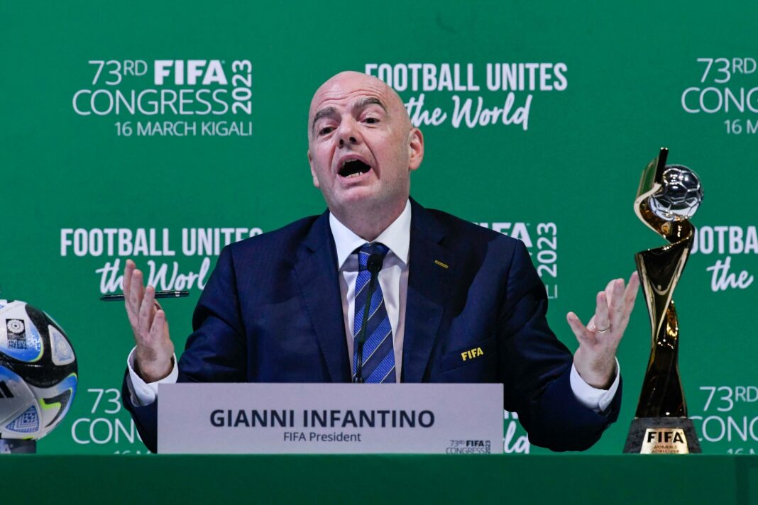 La FIFA dénigre une nouvelle fois l’Algérie Gianni Infantino, président de la FIFA, lors du Congrès FIFA 2023 à Kigali.