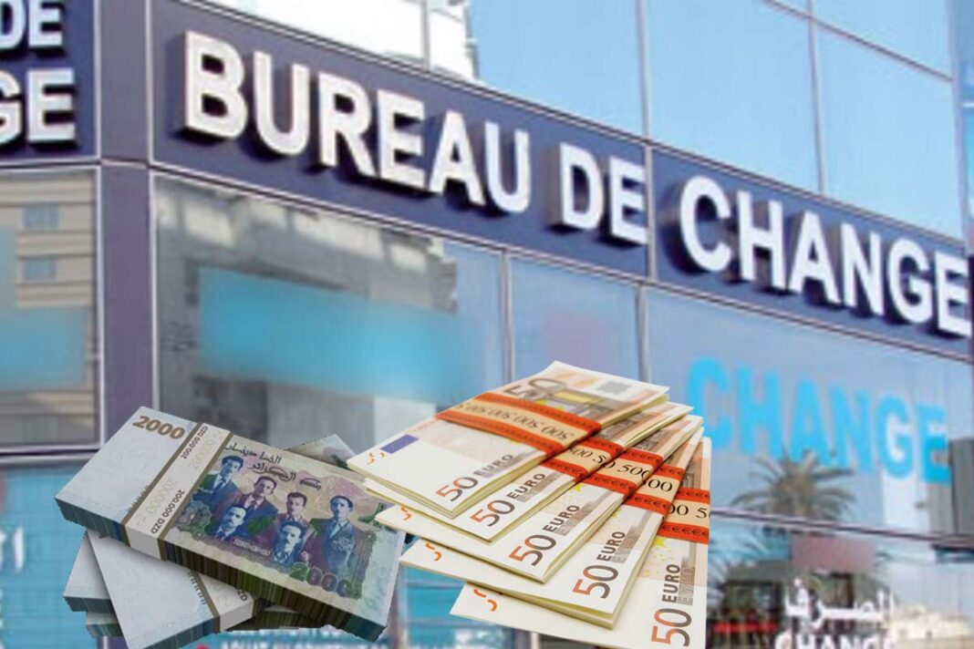 Square DZ : Stabilité des cours euro dinar sur le marché noir Algérien ce Vendredi 08 Mars 2024″ Devises étrangères et euros devant un bureau de change en Algérie.