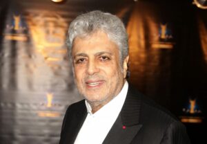 Annulation controversée du concert d'Enrico Macias : Des déclarations politiques incendiaires à l'Espace Malraux de Joué-lès-Tours