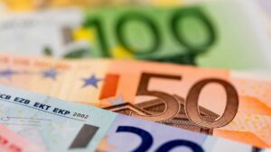 Prix de l'euro face au dinar: