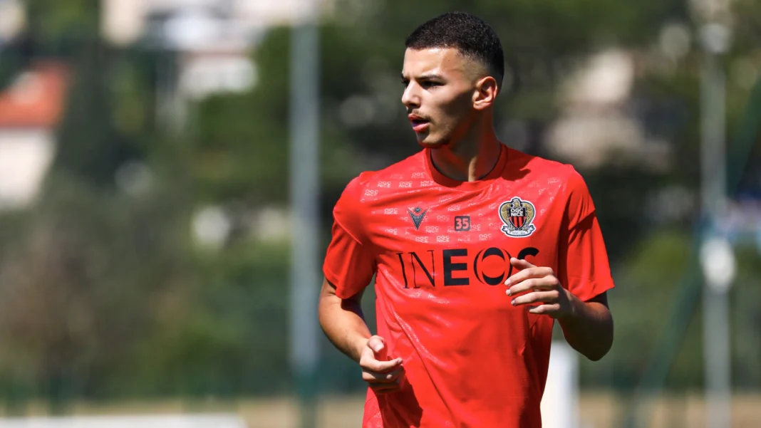 Badredine Bouanani, l’étoile montante algérienne, fait sensation forte de l’autre côté de l’Hexagone Badredine Bouanani en entraînement avec le club algérien.