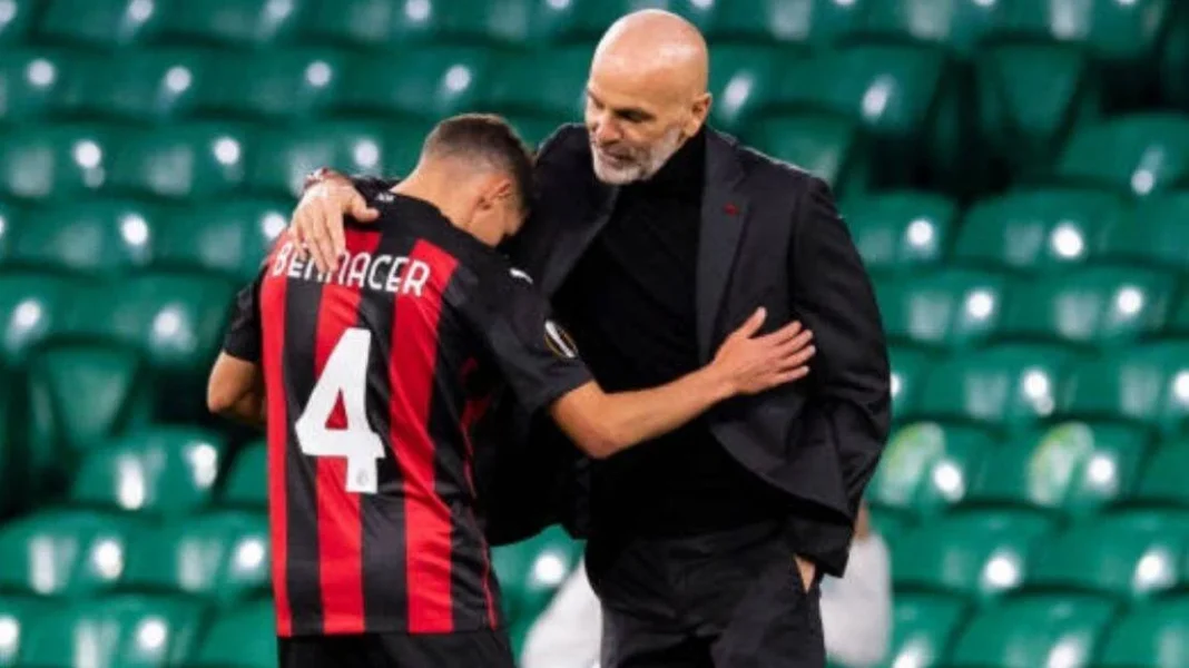 AC Milan : le message d’adieu d’Ismael Bennacer ! Ismael Bennacer en hommage à l'AC Milan lors d'un match.