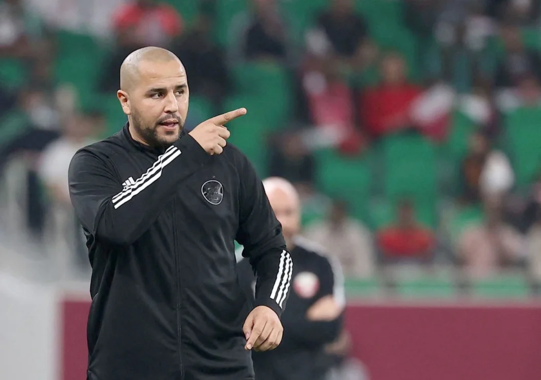 Madjid Bougherra, l’homme au cœur en or! Il pose un geste totalement inattendu, et suscite une grande admiration Madjid Bougherra pointant du doigt lors d'un match de football.