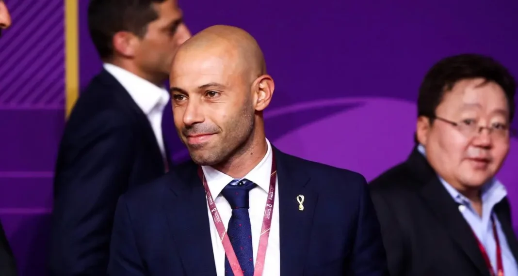 Argentine-Maroc : Javier Mascherano pète un câble et déballe toute sa frustration Javier Mascherano exprimant frustration lors d'un événement sportif.
