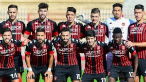 Coup de Tonnerre! L’USM Alger suspendue pour 2 ans par la CAF? Une nouvelle bombe éclabousse le club dz 3 Des doutes sur la gestion interne
