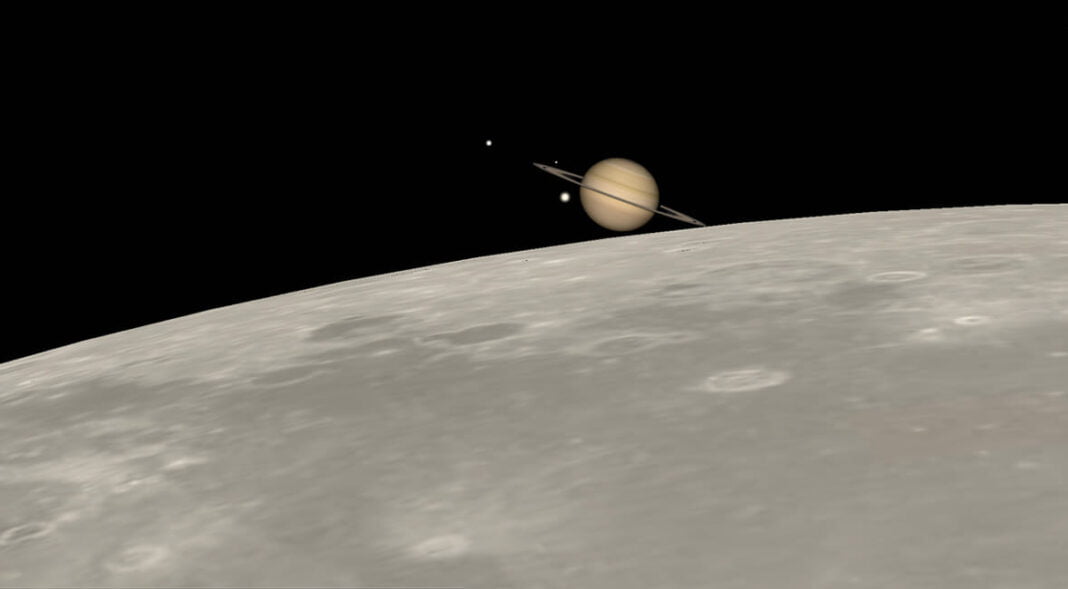 Algérie: Surveillez le ciel ce 21 Août. Une grosse surprise nous attend… Planète Saturne visible depuis la lune avec ses anneaux.