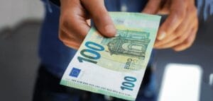 Hausse surprenante de l'euro : le dinar algérien vacille
