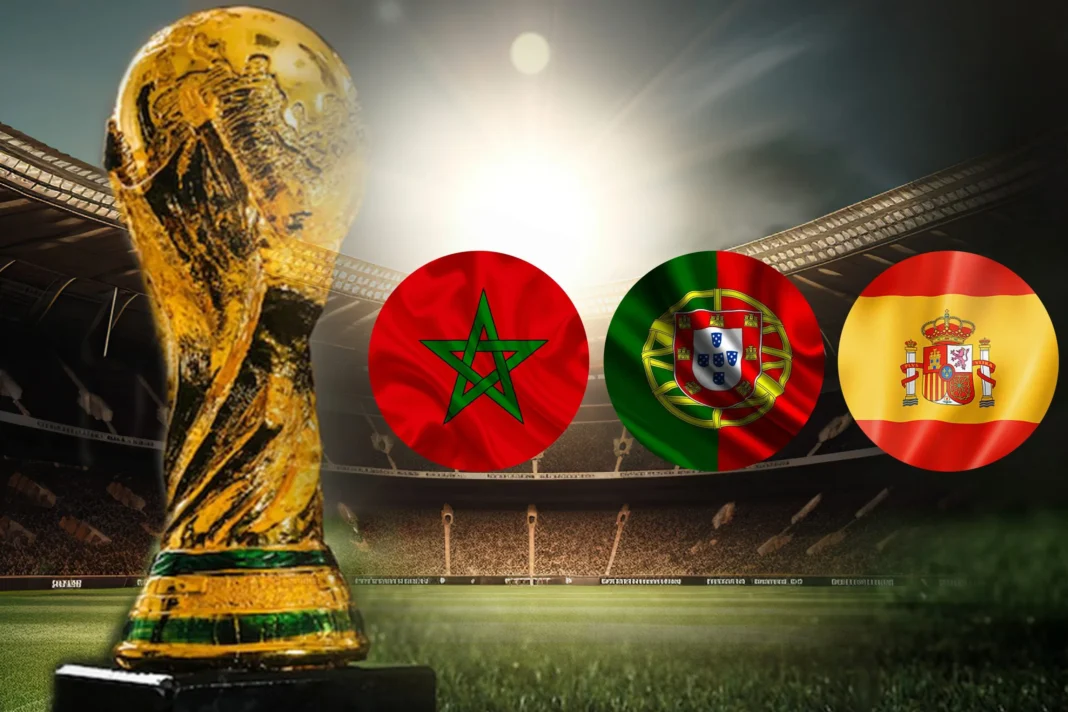 Coupe du Monde 2030 : Le Maroc risque de louper l’opportunité de sa vie Vitrine de la Coupe du Monde 2030 avec drapeaux du Maroc, Portugal et Espagne.