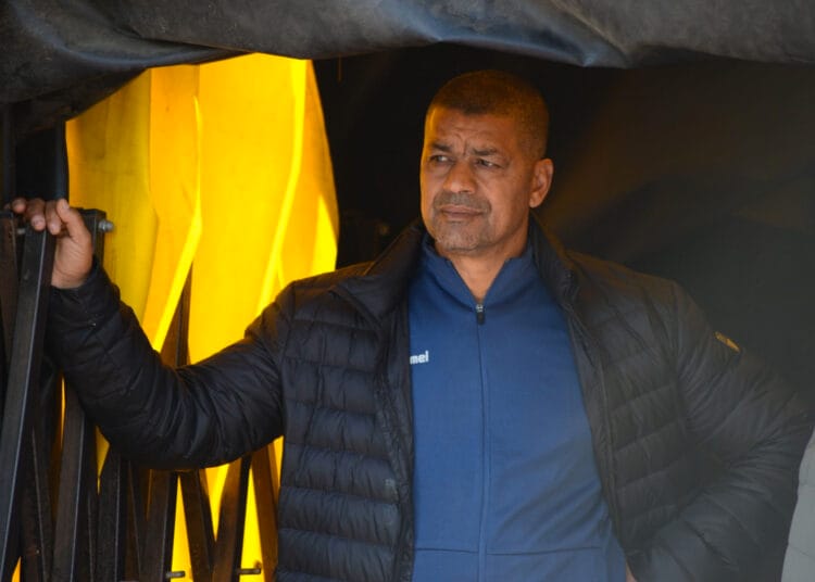 ES Mostaganem : L'entraîneur Chérif Hadjar rend le tablier