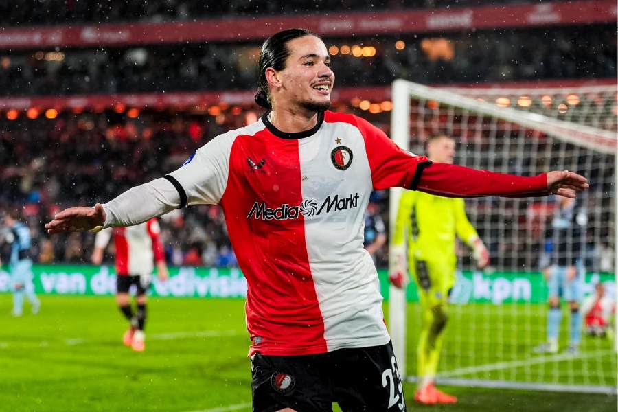 Liverpool : L'Algérien Anis Haj Moussa pour remplacer Mohamed Salah ?