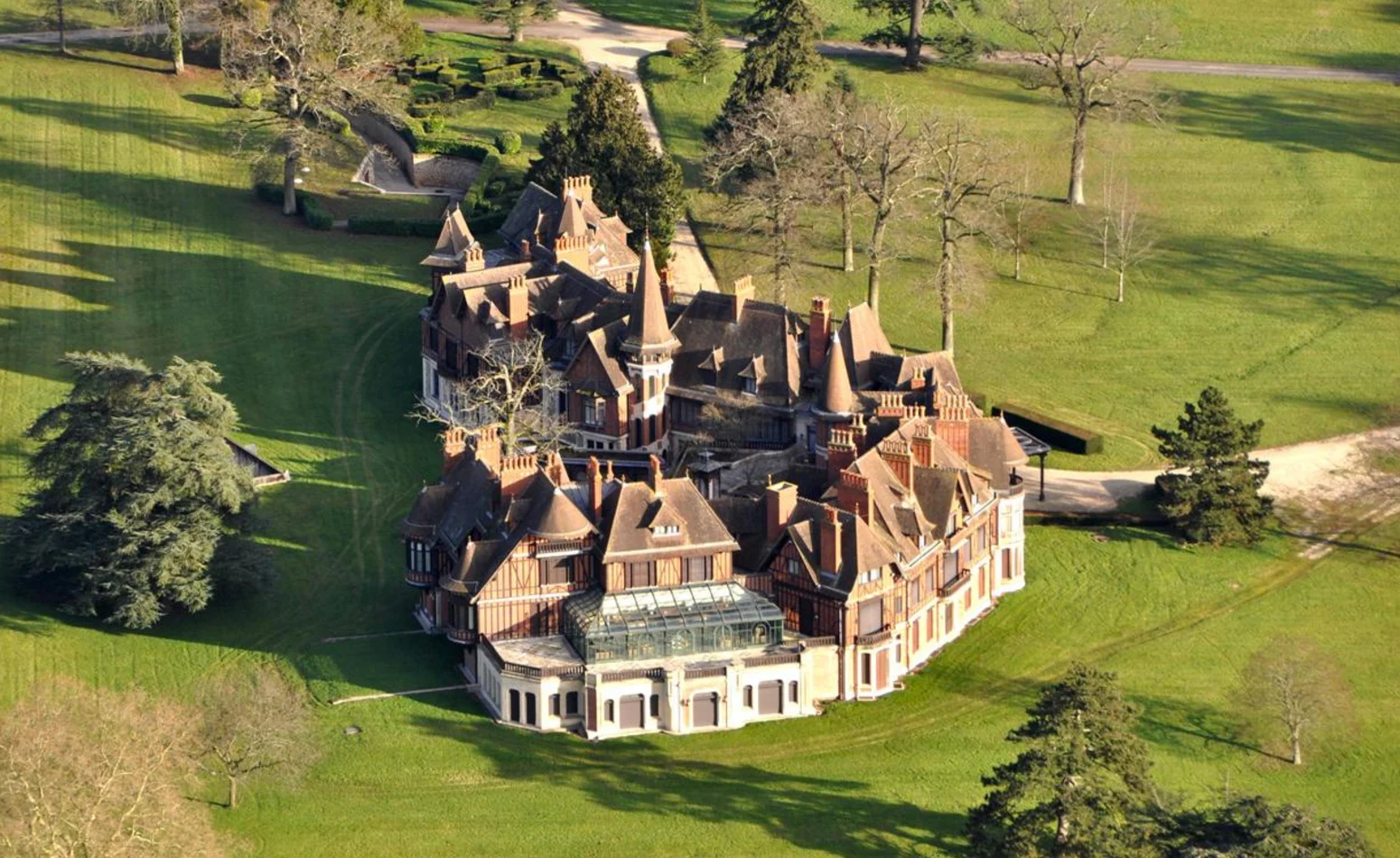 Manoir parisien de Mohammed VI