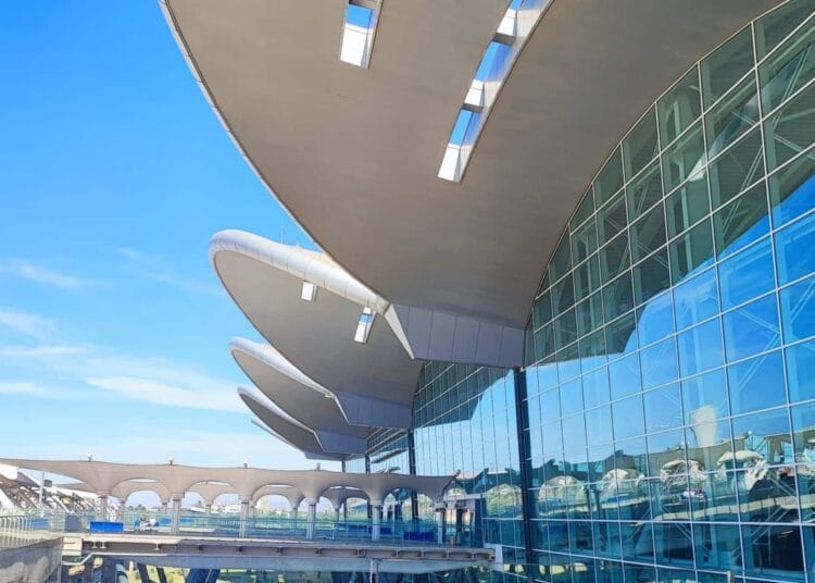 Ramadan 2025 : L’aéroport d’Alger offre des Iftars gratuits aux voyageurs