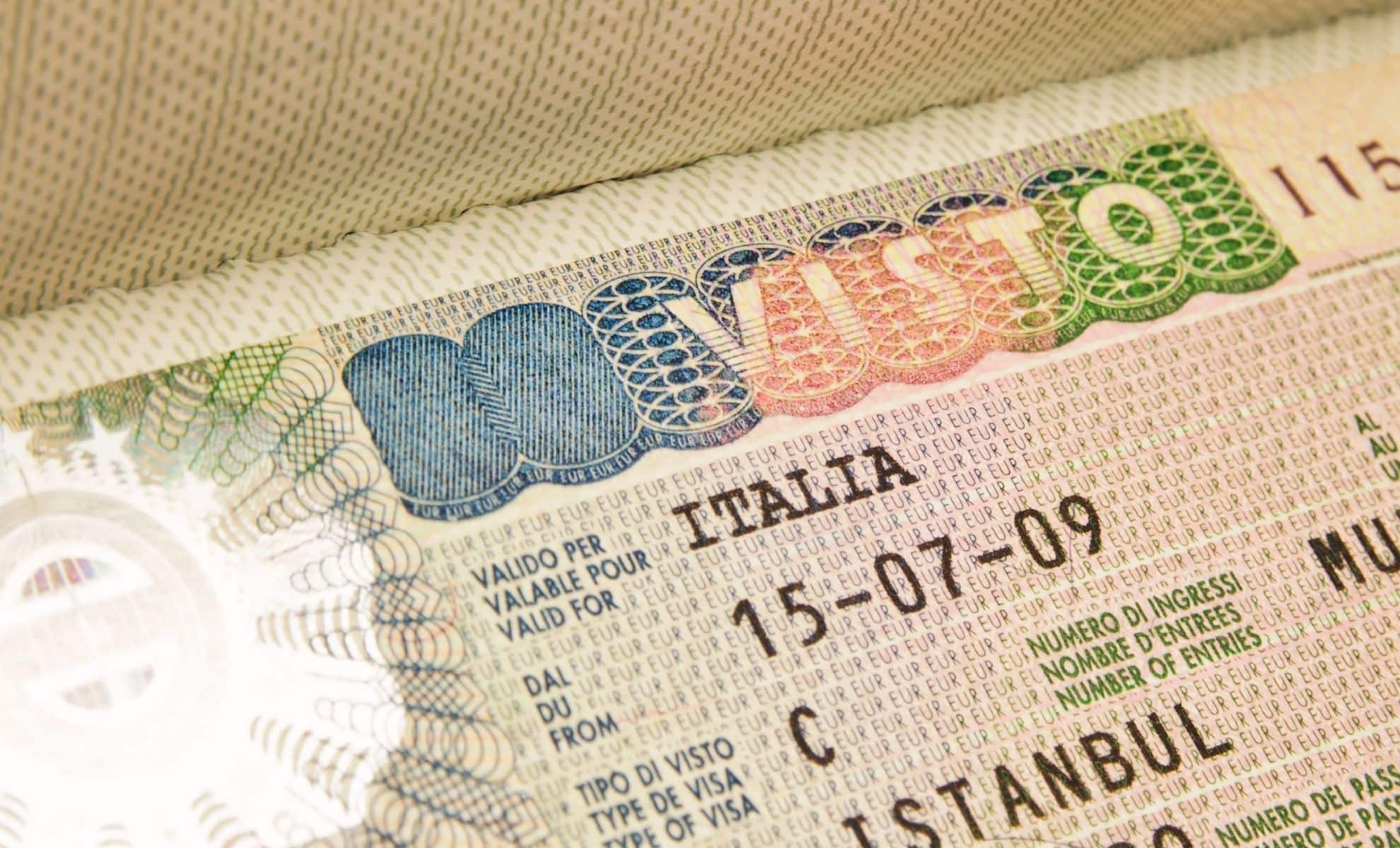 Visas Schengen en Italie : une escroquerie à 16 000 euros dévoilée !