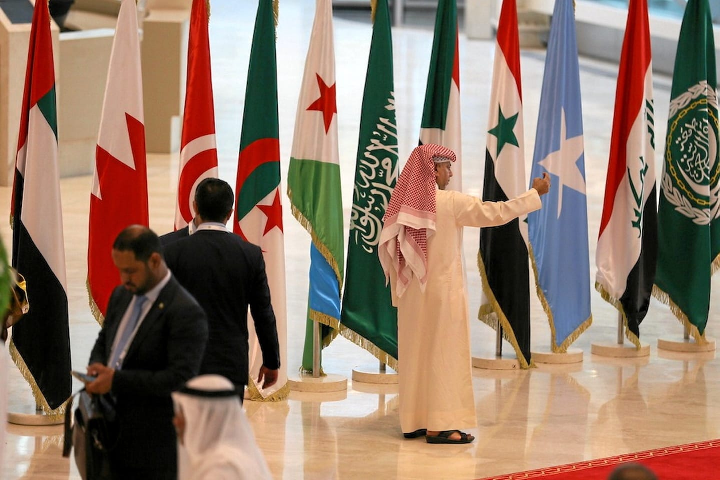 Crise diplomatique : l’Algérie dénonce une « escalade médiatique » des Émirats arabes unis