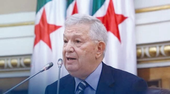 Azouz Nasri fustige la France : premier discours, un message brutal à Paris !